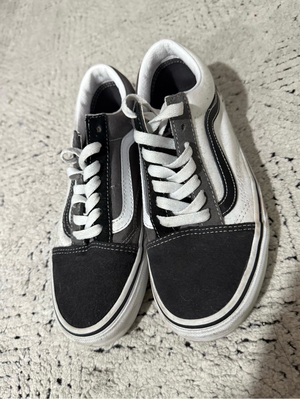 Vans - Picture 2 of 5